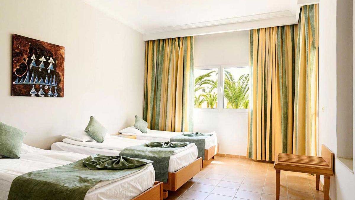 Delfino Beach Resort & SPA - pokój