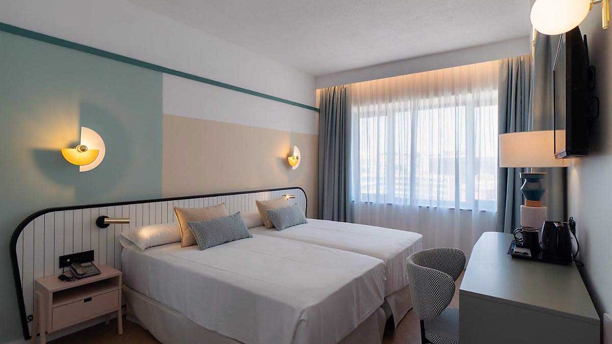 Atlas Travel Ealing Broadway Londyn