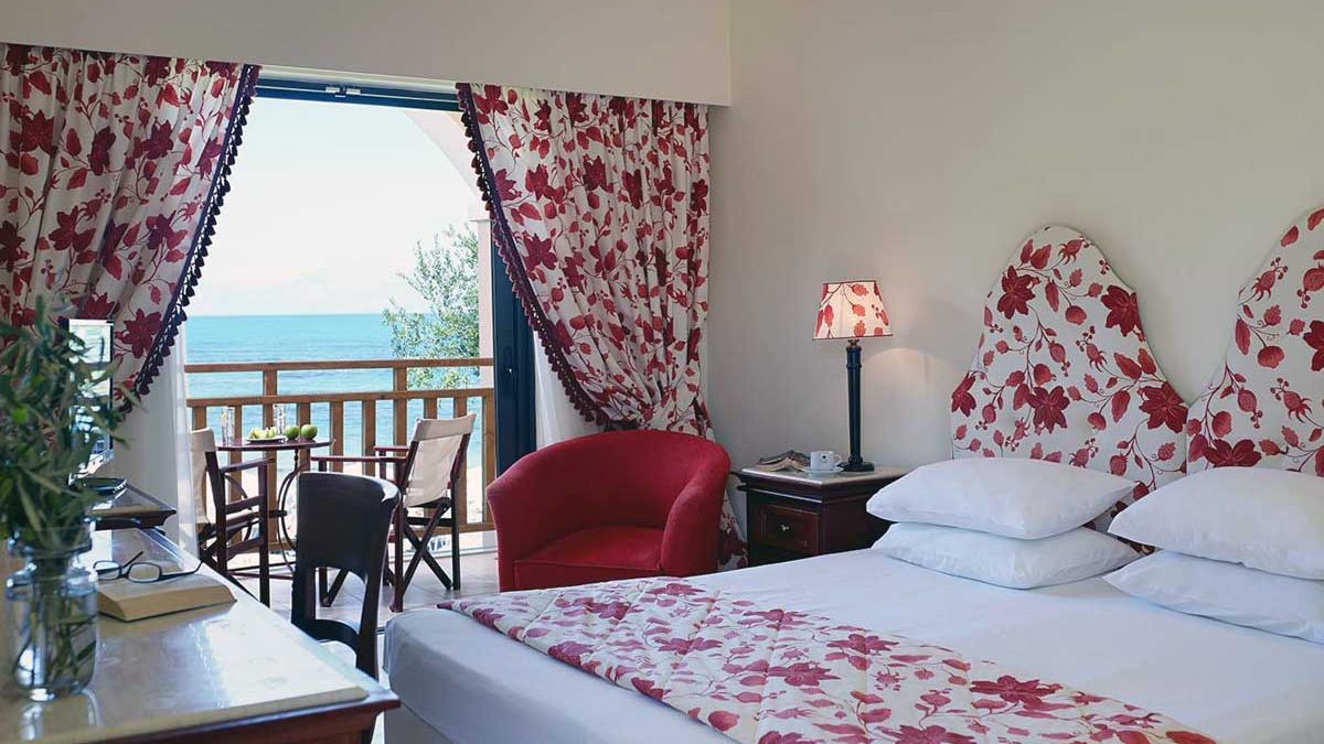 Roda Beach Resort & SPA - pokój