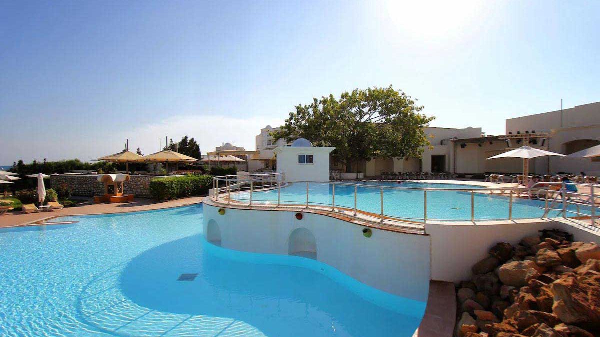 Delfino Beach Resort & SPA - basen