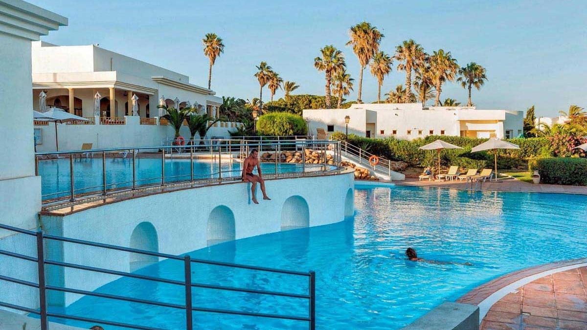 Delfino Beach Resort & SPA - basen