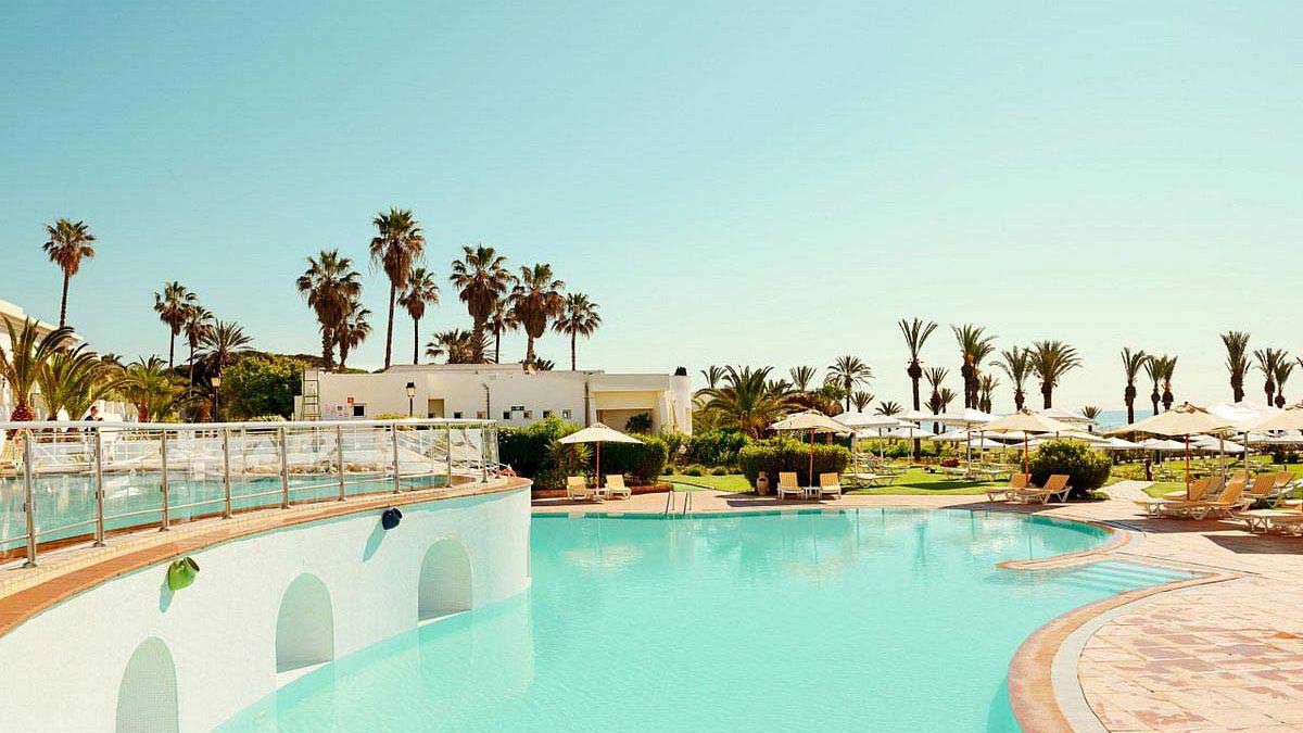 Delfino Beach Resort & SPA - basen