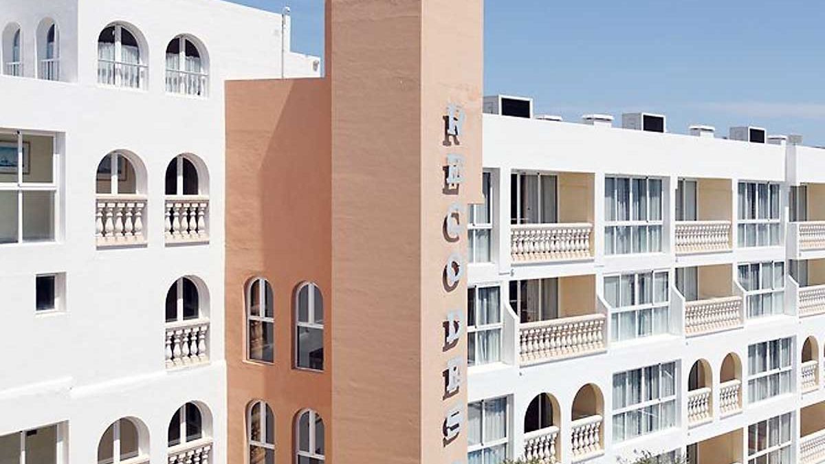 Wakacje, wyloty z Londynu na Ibizę