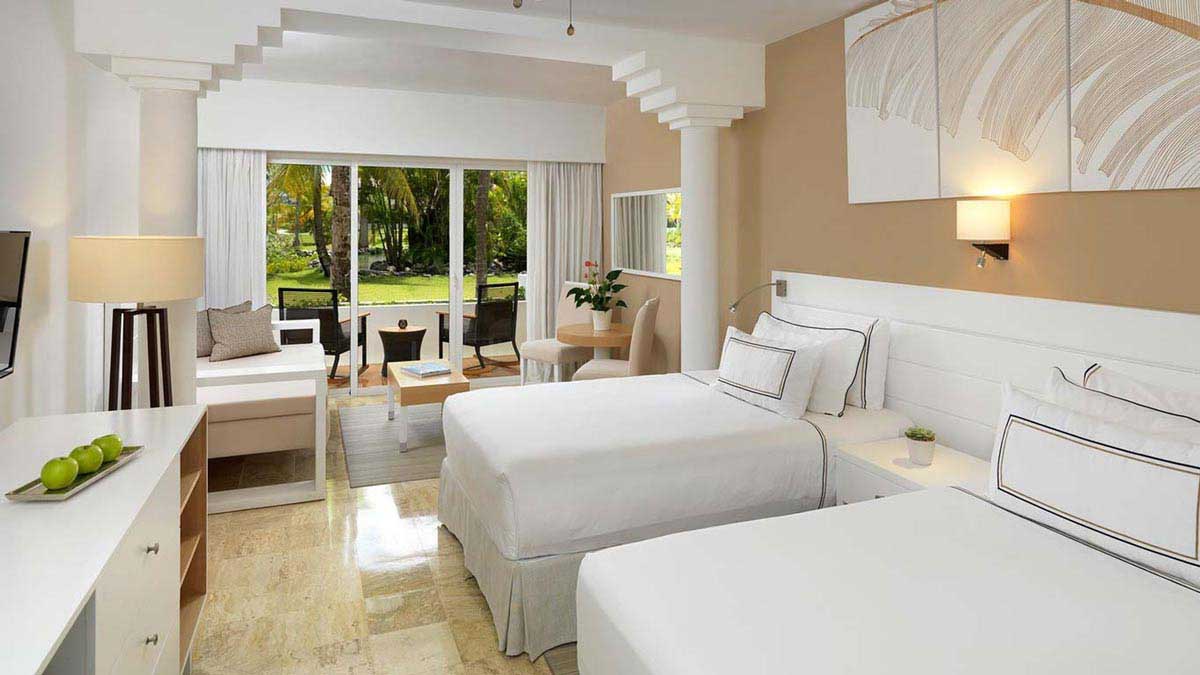 Melia Caribe Beach Resort - pok&oacute;j