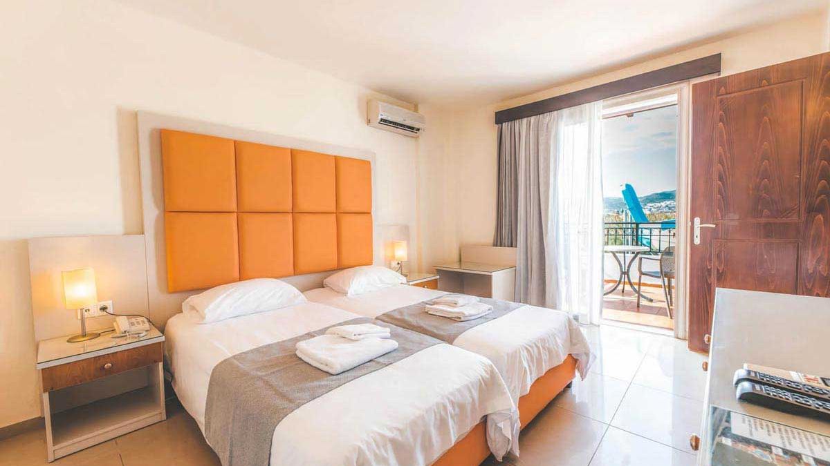 Chrispy Waterpark Resort - pok&oacute;j