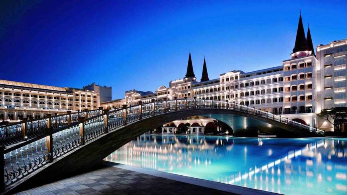 Titanic Mardan Palace - basen