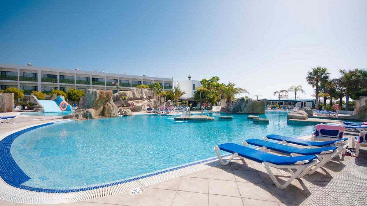 Blue Sea Costa Bastian - basen