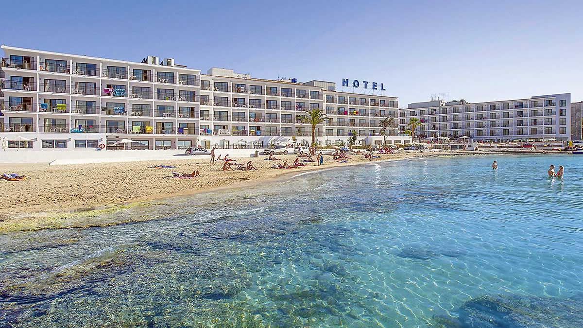 Ibiza wyloty z UK