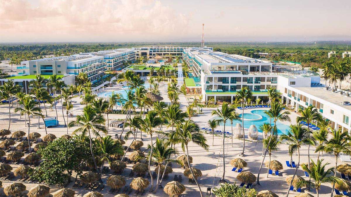 Serenade Punta Cana Beach & SPA Resort - basen