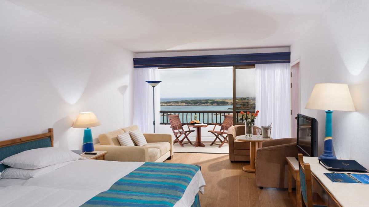 Coral Beach Hotel and Resort - pokoje
