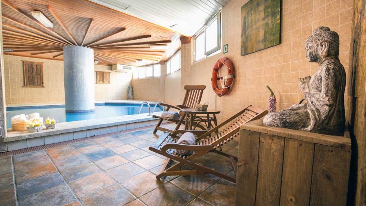 Alba Seleqtta - basen kryty