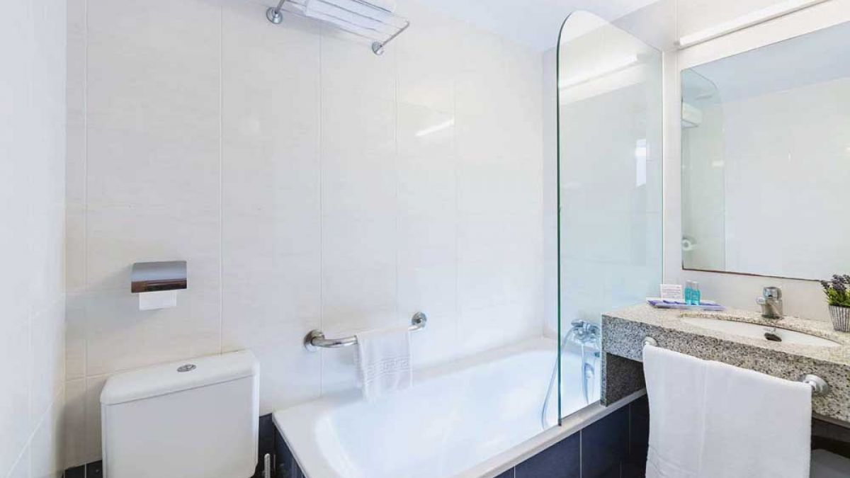 Aparthotel Costa Encantada - łazienka