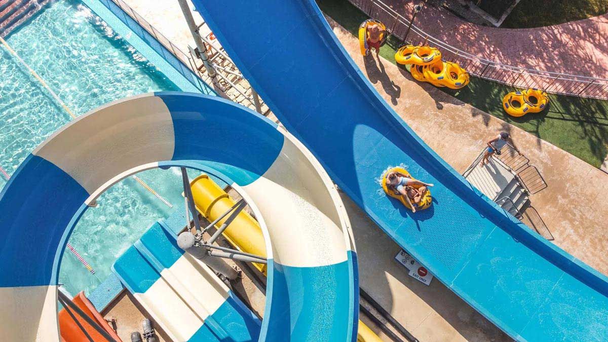 Chrispy Waterpark Resort - zjeżdżalnie