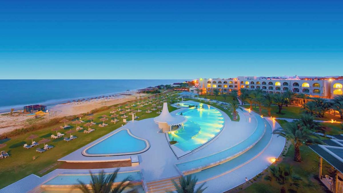 Iberostar-Averroes - basen nocą