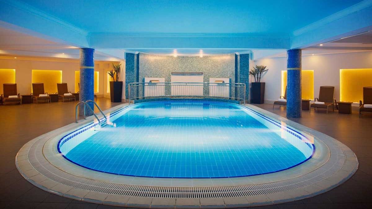 Akka Alinda Hotel - basen kryty