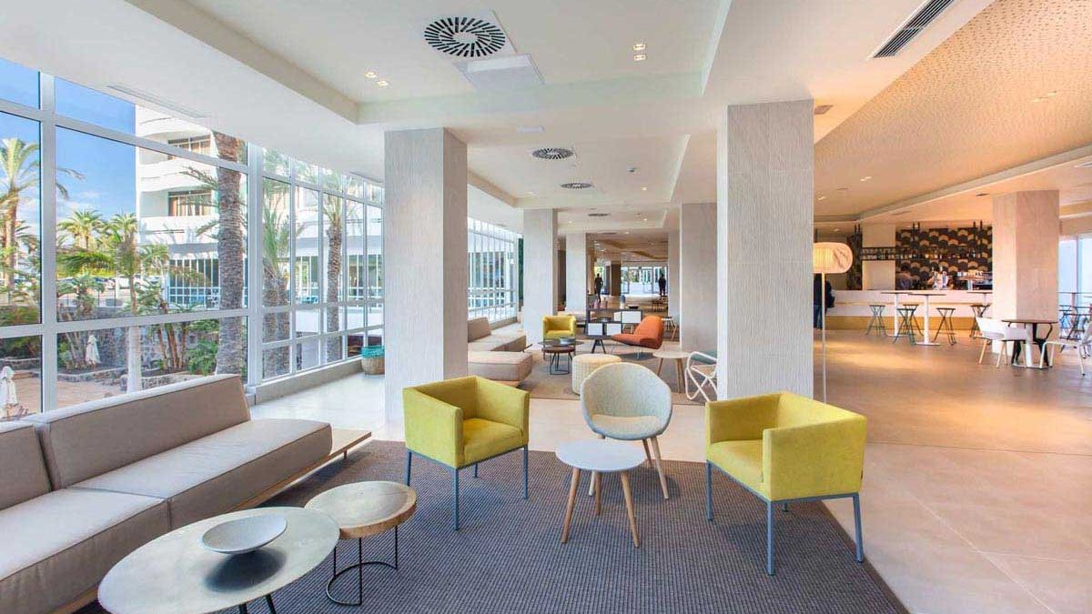 St. George Beach Hotel & Spa Resort - recepcja