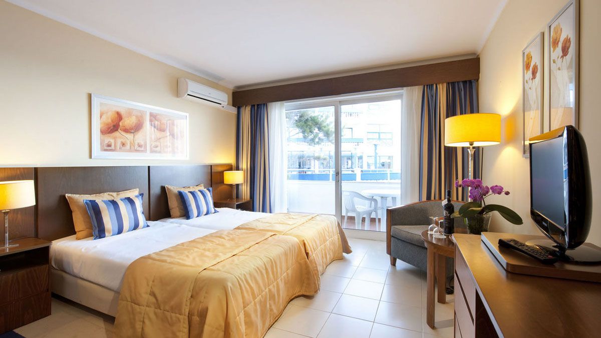 Rocamar Lido Resort - pok&oacute;j