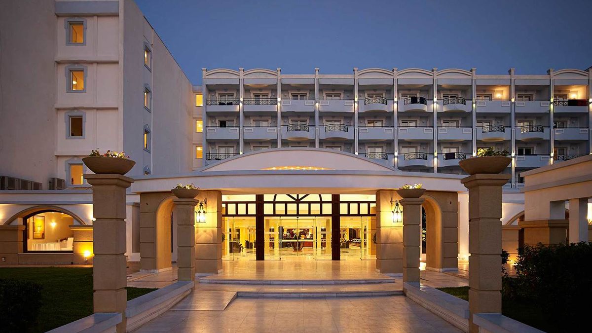 Mitsis Grand Beach Hotel - wejście