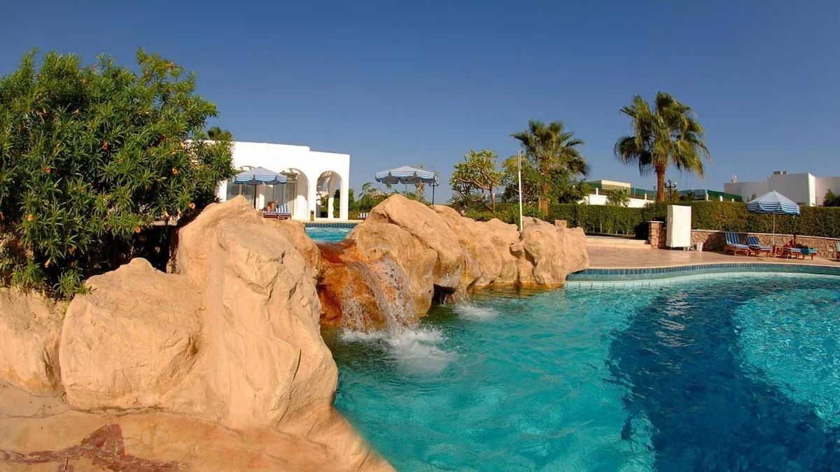 Safir Sharm Waterfalls Resort - basen