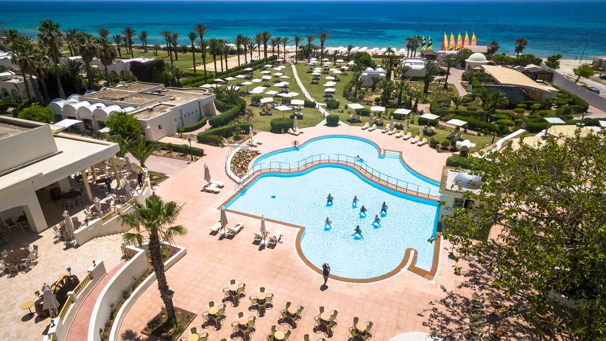 Delfino Beach Resort & SPA - basen