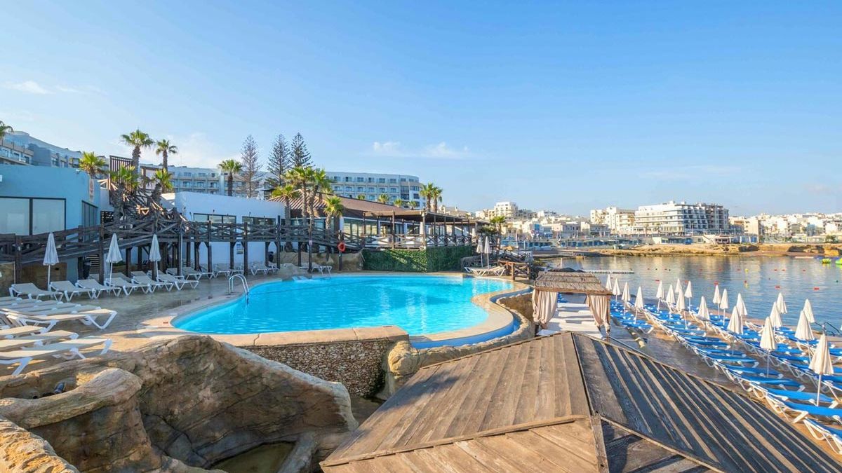 Hotel Dolmen Malta - basen