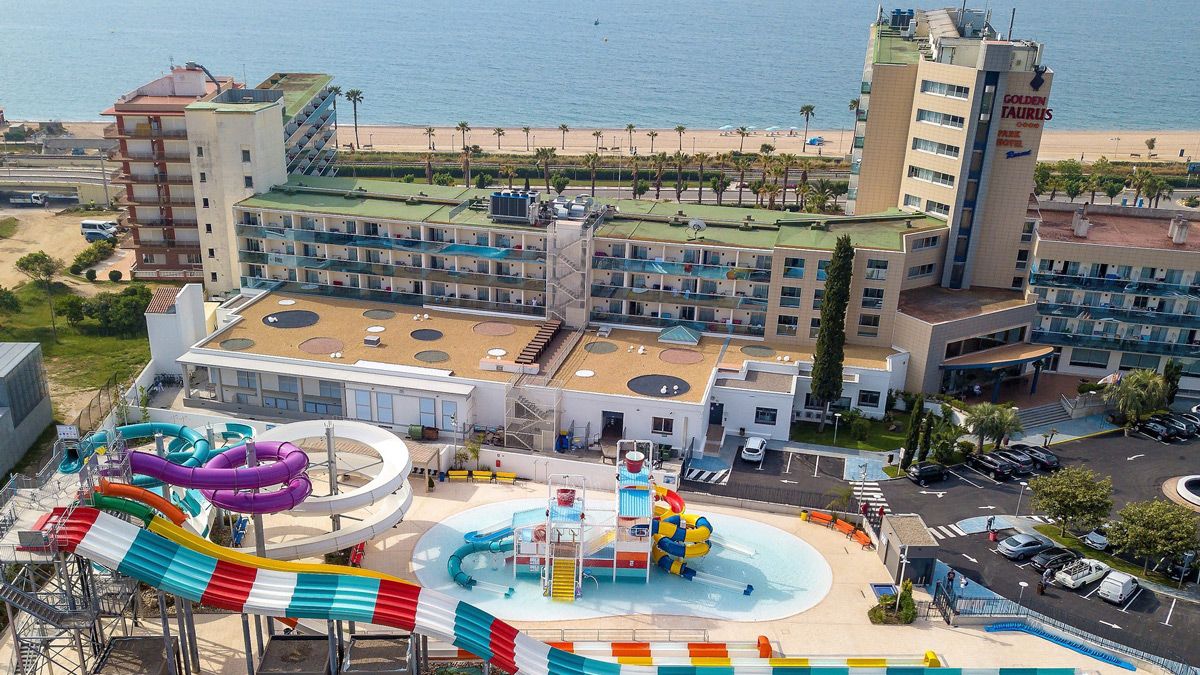 Golden Taurus Aquapark Resort - hotel