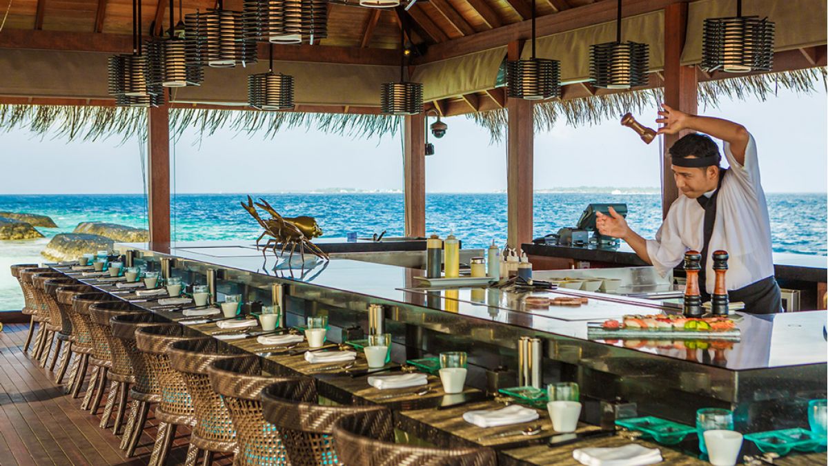 Kurumba Maldives - restauracja
