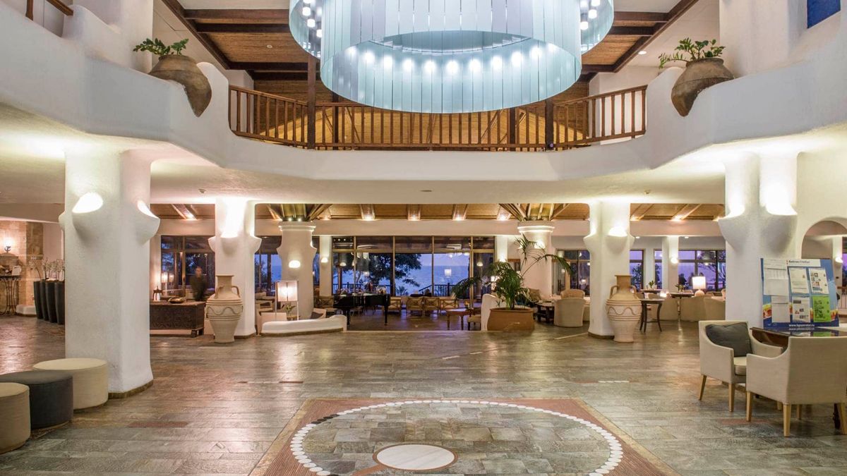 Coral Beach Hotel and Resort - lobby