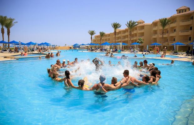 012_EgHu_Amwaj-Beach-Club-Abu-Soma-Resort_001w
