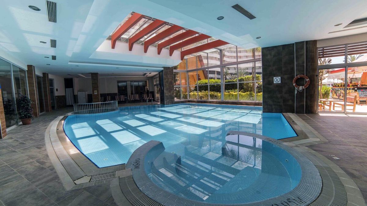 Hotel Alaiye Resort & SPA - basen kryty